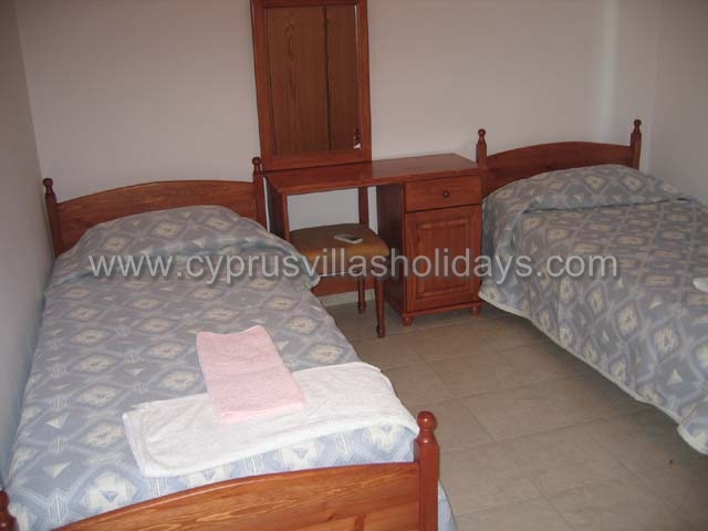 villa8-Bungalow villas for rent in paphos cyprus 