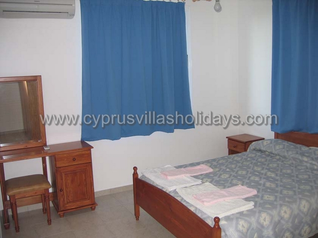 villa8-7villas for rent paphos cyprus 